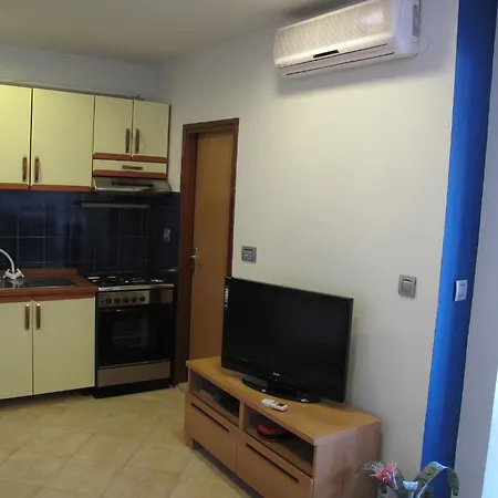 Center - Near The Central Bus Station Apartment *