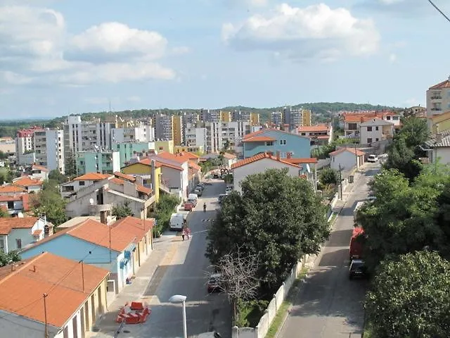 Center - Near The Central Bus Station Pula